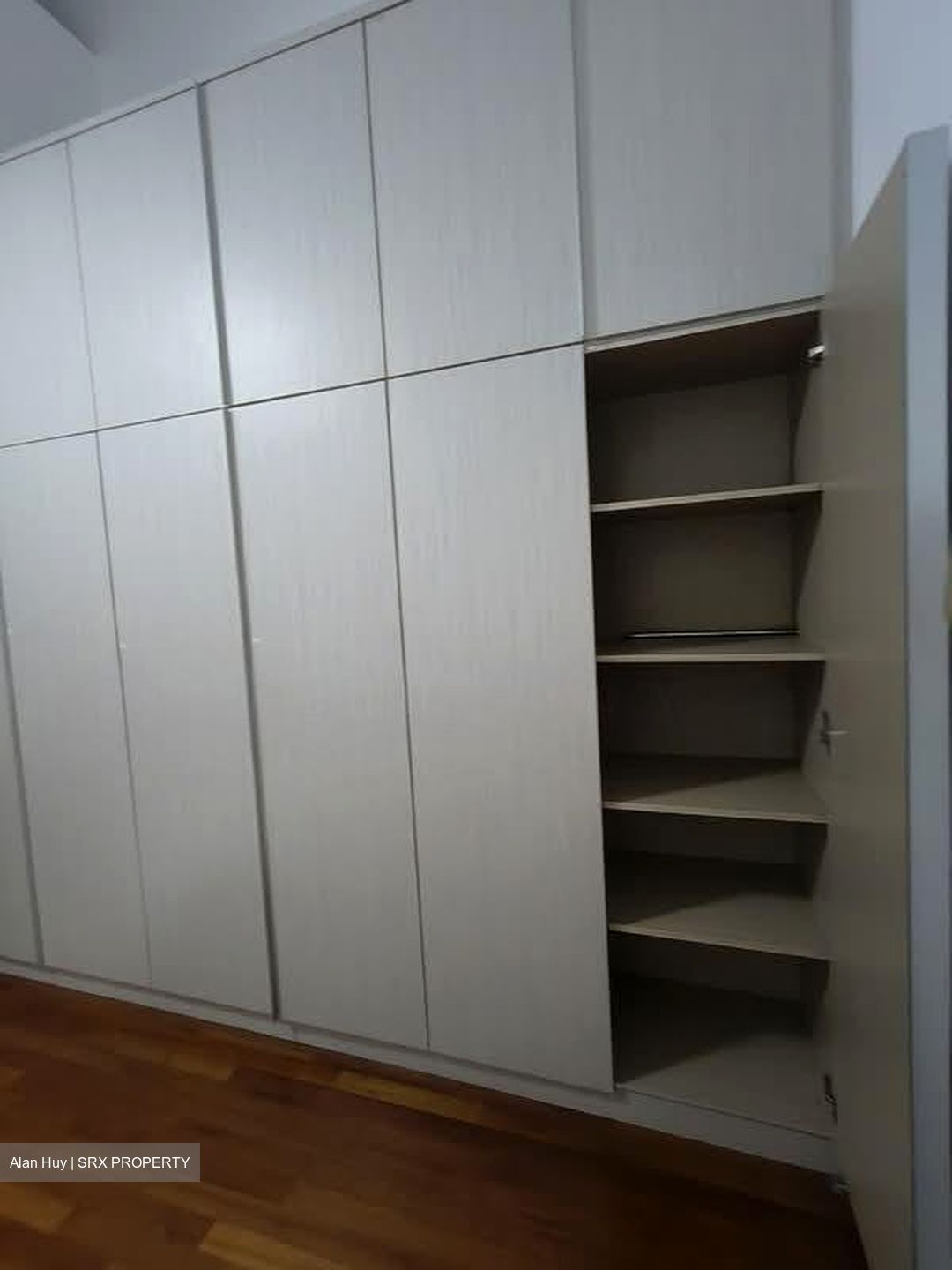 Normanton Park (D5), Terrace #556650841
